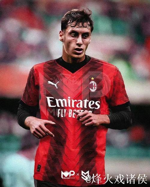 19岁350天，巴尔泰萨吉成为米兰队史意甲双响最年轻的后卫